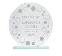 KDO MAGIC - Trophée Personnalisable - Coffret Cadeau Inclus - Trophée Verre personnalisé - Texte, prénom ou Date gravé - Grand Rond - Anniversaire, Employé du Mois, Retraite - Thème Entreprise