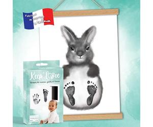 Keep'Love Affiche Empreintes Bébé, Kit Empreinte Bebe Pieds sans Encre, Affiche Mes Petits Petons Lapin, Cadeau naissance, Souvenirs, Décoration Chambre, Baguettes de Suspension (FORMAT A3)