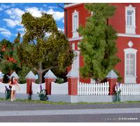 Kibri Clôture en Bois H0 avec Base maçonnée et 3 portails Doubles