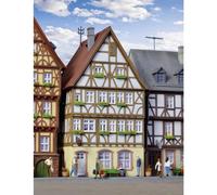 Kibri 38903 H0 Maison à colombages sur le marché de Miltenberg