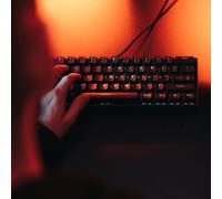 Kingpin M1 Clavier De Jeu Mécanique Allemand 60% - Petit & Mobile - Clavier Rvb Avec Éclairage - 100% Anti-Ghosting - Disposition Allemande Qwertz