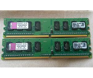 Kingston KVR667D2N5K2/2G Mémoire RAM DDR2 667 2 Go KVR + CL5 Kit2