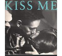 Kiss me/Icing on The Cake [Import]