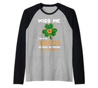 Kiss Me I'm A Scientist Funny Shamrock St Patricks Day Manche Raglan