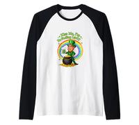 Kiss Me I'm Feeling Lucky Funny St. Patrick's Day Leprechaun Manche Raglan