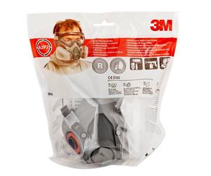 Kit 3M 6000 1x demi-masque 3M 6200M, 2x filtres 6055 A2, 2x filtres à particules 5925 P2R, 2x couvercles de filtre 501 x1 morceau