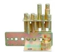 Kit de 8 poinçons avec plaque de fixation pour presse hydraulique d'atelier HOLZMANN G
