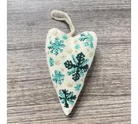 Kit de Broderie Noël DIY pour Débutants Ornements en Forme Cœur Point Croix avec Aiguilles Décoration d'Arbre Manuelle - Cadeau Créatif Amateurs finished product A