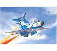 Kit De Modèle En Plastique J-7GB Fighter 1:48 2862 TRUMPETER