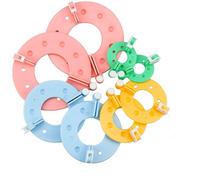 Kit de Pompon Maker - 8 Pièces en 4 Tailles pour Fabriquer des Pompons DIY pour Enfants et Adultes