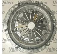 Kit d'embrayage pour véhicules avec embrayage à commande par pression 821071