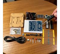 Kit d'entraînement à souder pour assembler un instrument de mesure de distance avec déclencheur d'alarme et sortie d'affichage numérique (avec étui)