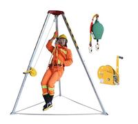 Kit trépied pour espaces confinés avec treuil de Levage et système antichute, adapté aux opérations en Toute sécurité dans Les Zones d'incendie, de Regards et de canalisations souterraines.