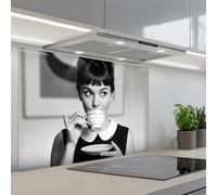 KitchenYeah© Credence Adhesive Pour Cuisine 55x80 cm Panneau Mural Adhesif Fond De Hotte Plaque Pvc Murale Peel And Stick Protege Mur Portrait - Thé - Femme