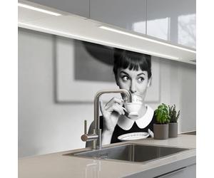 KitchenYeah© Credence Adhesive Pour Cuisine 60x200 cm Panneau Mural Adhesif Fond De Hotte Plaque Pvc Murale Peel And Stick Protege Mur Portrait - Thé - Femme