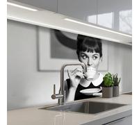 KitchenYeah© Credence Adhesive Pour Cuisine 80x200 cm Panneau Mural Adhesif Fond De Hotte Plaque Pvc Murale Peel And Stick Protege Mur Portrait - Thé - Femme