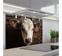 KitchenYeah© Crédence Cuisine À Coller 55x80 cm Protection Plaque De Cuisson Adhesif Plastique Rigide Dalle Murale Veau - Etiquette d'oreille - Etable en bois