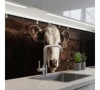 KitchenYeah© Crédence Cuisine À Coller 80x400 cm Protection Plaque De Cuisson Adhesif Plastique Rigide Dalle Murale Veau - Etiquette d'oreille - Etable en bois