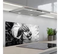 KitchenYeah© Credence Cuisine Adhesive 45x90 cm Protege Mur Revetement Mural Adhesif Parement Interieur À Coller Plaque Plastique Rigide Tomates - Chef - Noir - Blanc