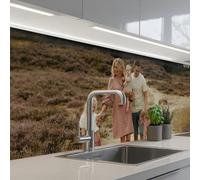 KitchenYeah© Crédence Cuisine Adhésive Personnalisée 60x300 cm Protection Murale, Revêtement Mural Adhésif Parement Intérieur à Coller Plaque Plastique Rigide Avec Impression Photo