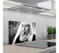 KitchenYeah© Credence Cuisine Sur Mesure 40x60 cm Plaque Adhesive Murale Panneau Decoratif Interieur Peel And Stick Mural Protection Mur Non - Fumeur - Portrait - Noir - Blanc - Rebelle