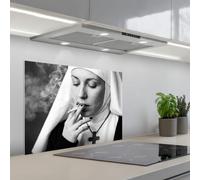 KitchenYeah© Credence Cuisine Sur Mesure 50x70 cm Plaque Adhesive Murale Panneau Decoratif Interieur Peel And Stick Mural Protection Mur Non - Fumeur - Portrait - Noir - Blanc - Rebelle