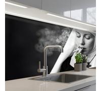 KitchenYeah© Credence Cuisine Sur Mesure 60x150 cm Plaque Adhesive Murale Panneau Decoratif Interieur Peel And Stick Mural Protection Mur Non - Fumeur - Portrait - Noir - Blanc - Rebelle