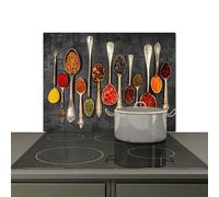 KitchenYeah© Plaque Anti Projection Cuisine 70x52 cm Décoration Couvercle Éclaboussure Crédence, Protection Induction Cuillères - Béton - Herbes - Epices