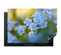 KitchenYeah© Protege Couvre Plaque De Cuisson Cuisiniere Accessoires | 72x52 cm Décoration Cuisine Tapis Protection Protecteur Induction Vitrocéramique Fleurs - Bleu - Ne m'Oubliez Pas