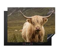 KitchenYeah© Protège Plaque Induction Deco Cuisine Accessoire Pratique | 70x52 cm - Protection De Vitroceramique Kitchen Gadget Scotch highlander - Bergen - Champ d'herbe