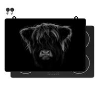 KitchyMist Protège Plaque Induction Highlander Écossais - 80x52 cm - Déco cuisine - Protection pour plan de travail - Cuisson protégée - Fond de hotte de cuisine