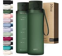 KIVY Gourde Tritan avec Bouchon 1,5L [ÉTANCHE & LAVABLE AU LAVE-VAISELLE] - Sans BPA & Anti-Fuite - Compatible avec les Boissons Gazeuses - Bouteille d’Eau pour Sport, Bureau et Loisirs - Vert