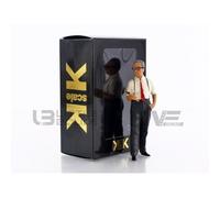 KK Scale KKFIG017 - Figurine Enzo with Clipboard - échelle 1/18 - Miniature de Collection