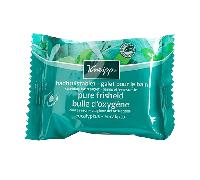 Parapharmacie > Hygiène & Premiers soins > Produits pour Douche et Bain > Huiles et algues pour le bain Kneipp Galet pour le Bain Eucalyptus 80 g - Huiles et algues pour le bain - Pharmacie en ligne L