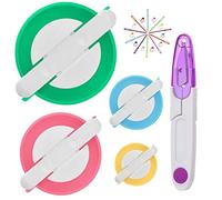 KNEWMART Pom Pom Maker,4 Tailles Fluff Ball Weaver Needle Pompom Maker Set-DIY Pompoms Kits Contient 1pcs Ciseaux + 10pcs marqueurs de Point à Tricoter + 10pcs Aiguilles en Plastique (25)