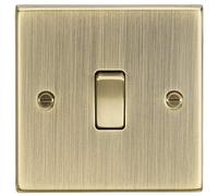 Knightsbridge CS834AB Interrupteur DP à bord carré en laiton antique 20 A 1 G 230 V