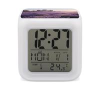 KOAYUBFC Réveil numérique LED à 7 couleurs changeantes avec calendrier de répétition, affichage de la température, champs de lavande et châteaux, réveil à piles, veilleuse pour décoration de chambre à