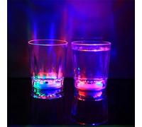Kronabelle 5er-Set farbige LED-Shotgläser, Trinkbecher aus Acryl mit wechselnden mehrfarbigen Lichtern, leuchtende Accessoires für Partys, Clubs und Feiern, 2 x 2,1 in, 5 x 5,4 cm