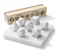 KULIA Ensemble de 7 Solides Platoniques Géométrie Sacrée Coffret en bois Plaque de Sélénite Sculptée à la Main Howlite Pierre Platonique Feng Shui Porte-bonheur Pierre de Chakra
