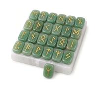 KULIA® Ensemble de runes en cristal avec 1 plaque de sélénite 25 pierres roulées d'aventurine verte gravées pierres de symboles Reiki runes de l'ancien Futhark gravées pour débutants décoration