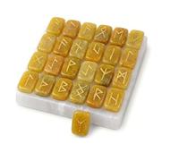 KULIA® Ensemble de runes en cristal avec une plaque de sélénite 25 runes roulées en aventurine jaune symboles Reiki runes de l'ancien Futhark gravées pour débutants décoration d'autel pour