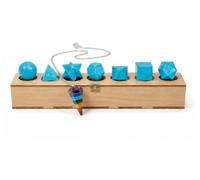 KULIA® Solides de Platon et Géométrie Sacrée avec pendule des Chakras Coffret Feng Shui de 7 pierres roulées en Turquoise dans une boîte en bois symboles Reiki Cadeau religieux