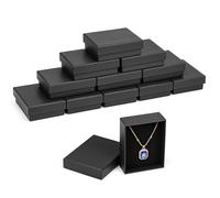Kurtzy Petite Boîte Cadeau en Papier Noir pour Bijoux avec Display (Lot de 12) - 9 x 7 x 3 cm - Petite Boite Carton Rembourrée de Mousse pour Boucles d’Oreilles, Colliers, Bracelets et Bagues