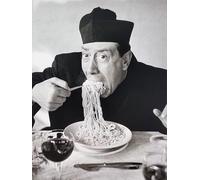 KUSTOM ART Affiche murale décorative série Acteurs célèbres Don Camillo Plat de Spaghetti Impression artistique sur carton 40 x 30 cm sans cadre
