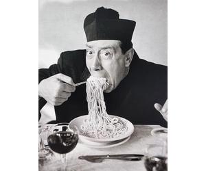 KUSTOM ART Affiche murale décorative série Acteurs célèbres Don Camillo Plat de Spaghetti Impression artistique sur carton 40 x 30 cm sans cadre