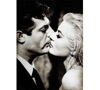 KUSTOM ART Affiche murale décorative série scènes de films célèbres La Dolce Vita Marcello Mastroianni et Anita Ekberg Impression artistique sur papier couché 40 x 30 cm sans cadre