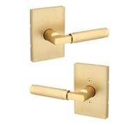 Kwikset Prava Poignée de porte intérieure de passage - Levier pour portes de placard et de couloir - Poignée réversible non verrouillable - Laiton satiné - Avec protection microban