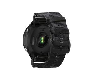 kwmobile Bracelet compatible avec Garmin Forerunner 955/965 / 945/935 / MARQ/COROS VERTIX - Bracelet pour smartwatch en nylon à séchage rapide - Facile à monter - noir
