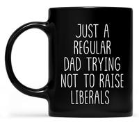 KWQDOZF Un papa qui essaie d'élever des enfants libéraux, conservateurs, patriotes et républicains : mug cadeau original en céramique imprimée recto verso (325 ml) pour maman et papa.