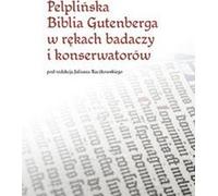 La Bible de Gutenberg de Pelplin entre les mains des chercheurs et des conservateurs